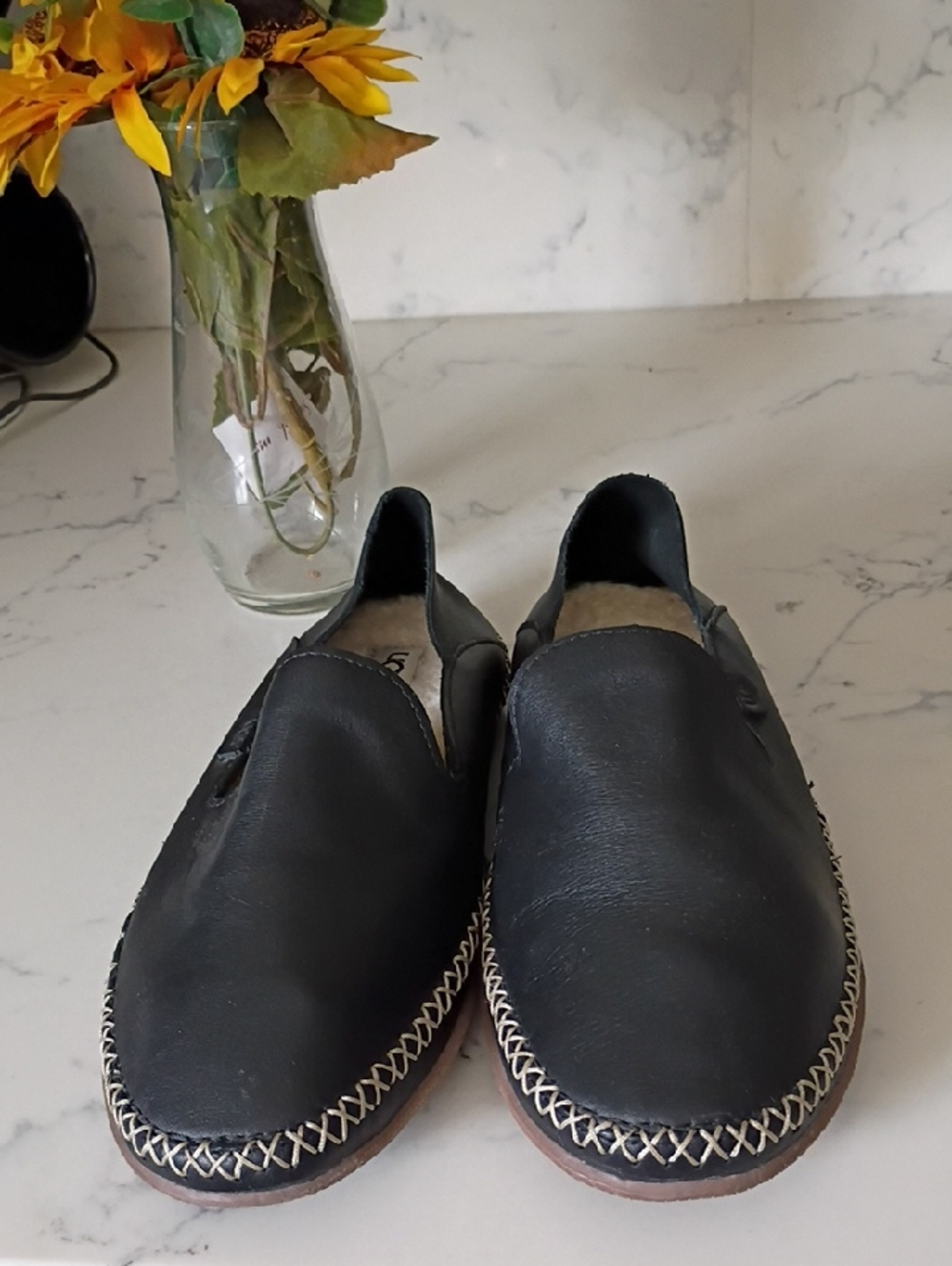 UGG LEATHER LOAFERS FOR WOMEN